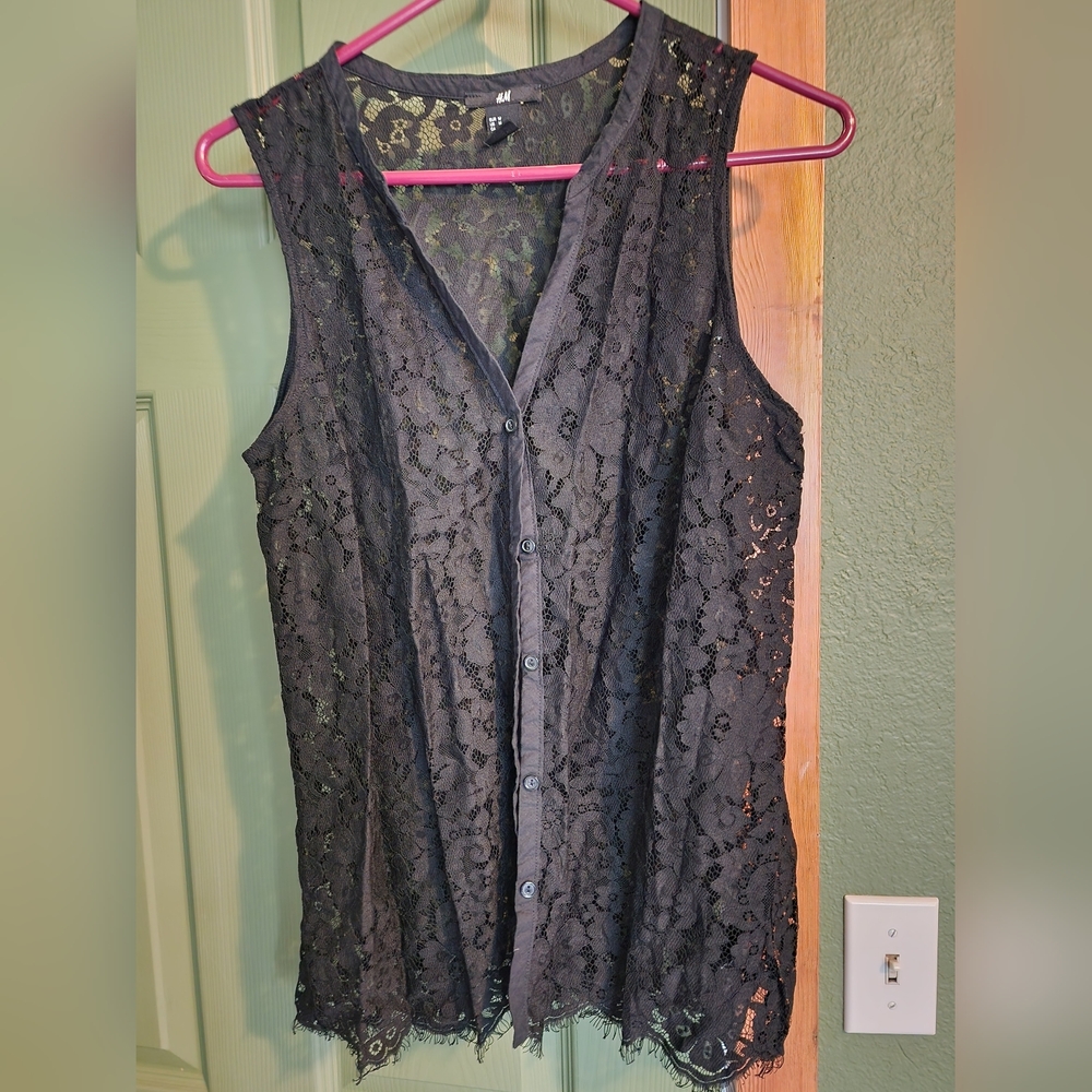 H&M Black Lace top size M